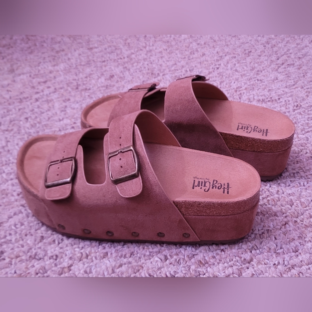 Corky’s Wannabe Platform Sandals SZ 10